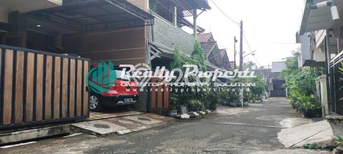 Rumah Luas Asri 4 KT Siap Pakai di Jatibening Bekasi Rumah Luas Asri 4 KT Siap Pakai di Jatibening Bekasi