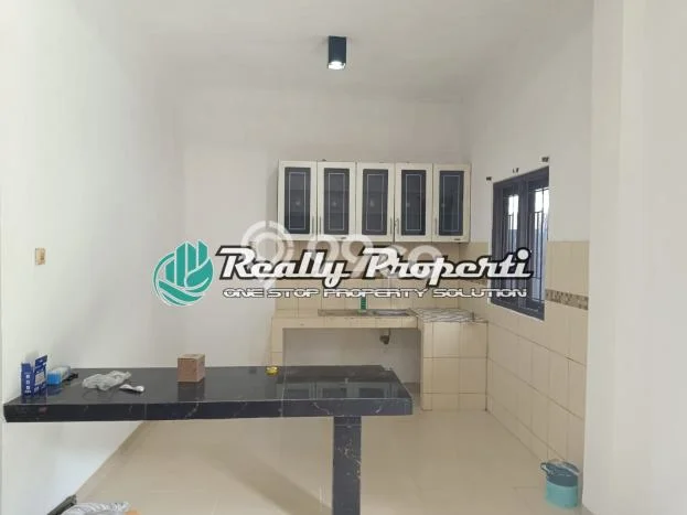 Rumah di Jati Cempaka, Akses ke Mall, LT 225m² Rumah di Jati Cempaka, Akses ke Mall, LT 225m²