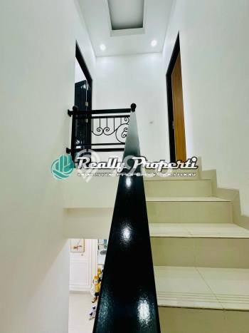 Rumah Strategis Minimalis Lb 105m2 di Kramat Jati, Jakarta Timur Rumah Strategis Minimalis Lb 105m2 di Kramat Jati, Jakarta Timur