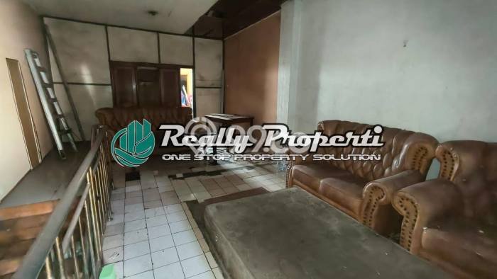 Ruko Bagus Dijual LB 200m2 Lokasi Strategis Jakarta Timur Area Cocok untuk Berbisnis Ruko Bagus Dijual LB 200m2 Lokasi Strategis Jakarta Timur Area Cocok untuk Berbisnis
