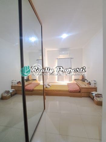Dijual Hunian Rumah Terawat 4 Kamar di Jatimurni, Bekasi Dijual Hunian Rumah Terawat 4 Kamar di Jatimurni, Bekasi