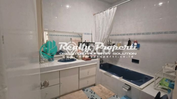 Dijual Rumah Luas Megah Dengan View Eksklusif di Jatiwaringin, Bekasi Dijual Rumah Luas Megah Dengan View Eksklusif di Jatiwaringin, Bekasi