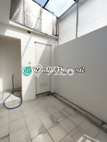 Dijual Rumah 3 Kamar Lokasi Strategis Nyaman dan Strategis di Duren Sawit Dijual Rumah 3 Kamar Lokasi Strategis Nyaman dan Strategis di Duren Sawit