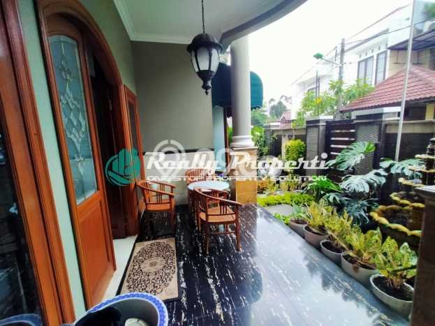 Rumah Eksklusif di Pondok Bambu, Jakarta Timur, LT 260m² Bangunan 550m² Rumah Eksklusif di Pondok Bambu, Jakarta Timur, LT 260m² Bangunan 550m²