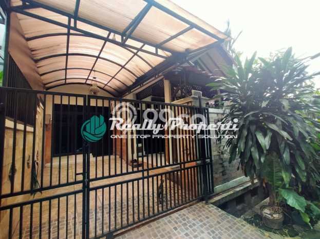DIJUAL CEPAT! Rumah Cikunir, Bekasi, Luas 144m² LB 130m² DIJUAL CEPAT! Rumah Cikunir, Bekasi, Luas 144m² LB 130m²