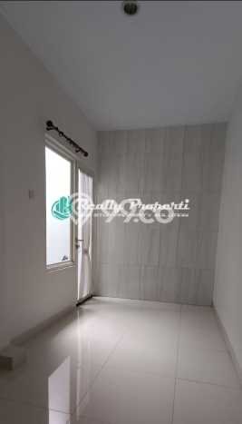 PENAWARAN EKSKLUSIF! Rumah di Jatiwarna, 4 KT, Area Premium, Luas 169m² Bangunan 224m² PENAWARAN EKSKLUSIF! Rumah di Jatiwarna, 4 KT, Area Premium, Luas 169m² Bangunan 224m²