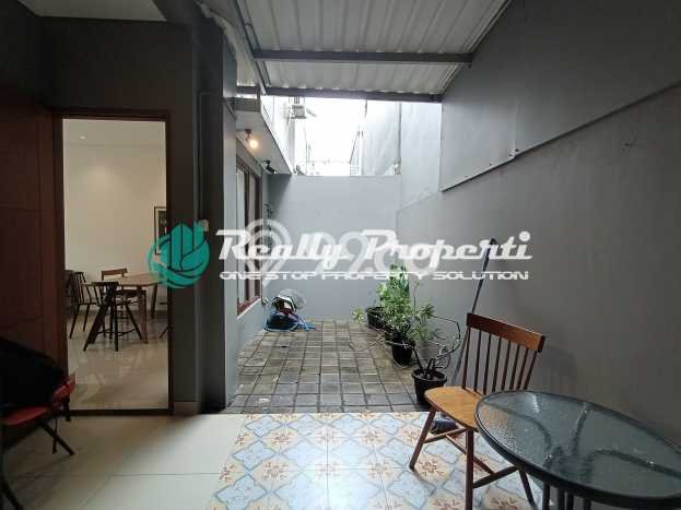 PROPERTI PILIHAN! Rumah Asri area Jatiwarna, Luas 72m² LB 65m² PROPERTI PILIHAN! Rumah Asri area Jatiwarna, Luas 72m² LB 65m²
