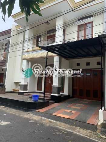 Rumah LB 225m² di Pinggir Kota Pondok Bambu, Jakarta Timur - Lokasi Strategis Rumah LB 225m² di Pinggir Kota Pondok Bambu, Jakarta Timur - Lokasi Strategis