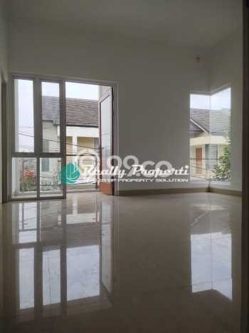 UNIT TERBATAS! Rumah area Jati Asih, 3 KM, LT 135m² LB 90m² UNIT TERBATAS! Rumah area Jati Asih, 3 KM, LT 135m² LB 90m²