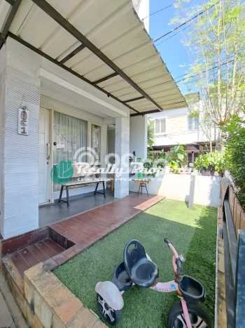 BEST PRICE! Rumah Berkualitas di Jatiwaringin, LT 99m² LB 150m² BEST PRICE! Rumah Berkualitas di Jatiwaringin, LT 99m² LB 150m²