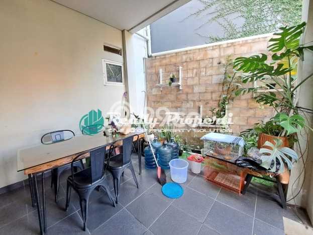 BEST PRICE! Rumah Berkualitas di Jatiwaringin, LT 99m² LB 150m² BEST PRICE! Rumah Berkualitas di Jatiwaringin, LT 99m² LB 150m²