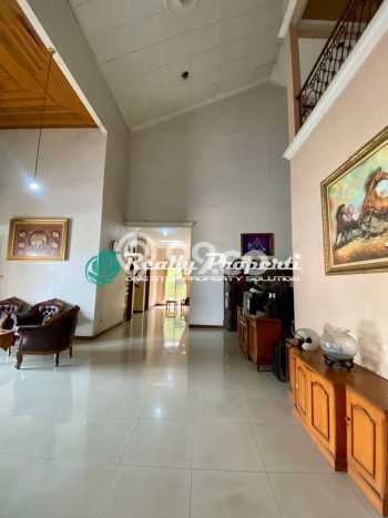 HOT LISTING! Rumah Ready Stock di Jatibening, Bekasi, LT 413m² Bangunan 400m² HOT LISTING! Rumah Ready Stock di Jatibening, Bekasi, LT 413m² Bangunan 400m²