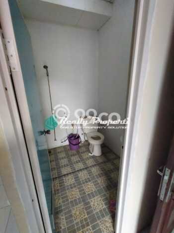 Rumah Minimalis LT 730m² Terawat di Kompleks Perumahan Jati Rahayu, Bekasi Rumah Minimalis LT 730m² Terawat di Kompleks Perumahan Jati Rahayu, Bekasi