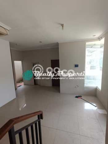 HARGA SPESIAL! Rumah kawasan Jati Asih, Dekat Fasilitas, 3 KT, LT 90m² Bangunan 100m² HARGA SPESIAL! Rumah kawasan Jati Asih, Dekat Fasilitas, 3 KT, LT 90m² Bangunan 100m²