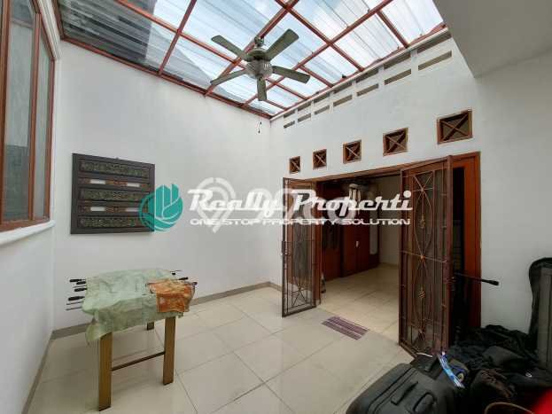 Rumah sewa siap huni 5 Kamar Tidur di Jatiwarna, Bekasi Rumah sewa siap huni 5 Kamar Tidur di Jatiwarna, Bekasi