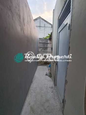 PENAWARAN TERBATAS! Rumah Berkualitas di Cikunir, LT 84m² LB 36m² PENAWARAN TERBATAS! Rumah Berkualitas di Cikunir, LT 84m² LB 36m²