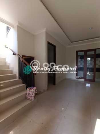 SPECIAL RATE! Rumah area Jatikramat, 3 KT, Area Asri, Luas 79m² LB 150m² SPECIAL RATE! Rumah area Jatikramat, 3 KT, Area Asri, Luas 79m² LB 150m²