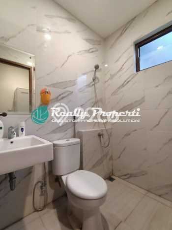 HUNIAN IMPIAN! Rumah di Jatiwarna, 2 KM, Bebas Macet, Luas 84m² LB 84m² HUNIAN IMPIAN! Rumah di Jatiwarna, 2 KM, Bebas Macet, Luas 84m² LB 84m²