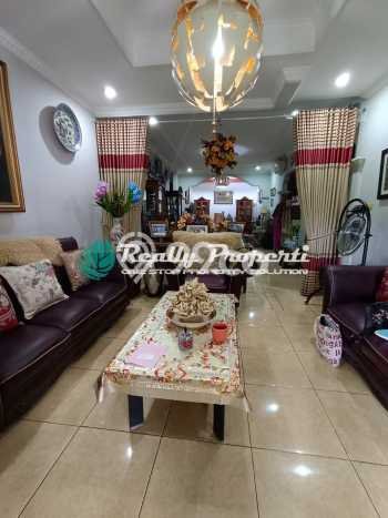 Rumah Minimalis 3 Kamar LT 300m2 di Jati Cempaka Rumah Minimalis 3 Kamar LT 300m2 di Jati Cempaka