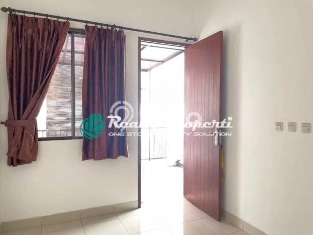 Jual Rumah Luas Elegan Dengan View Eksklusif di Bambu Apus, Jakarta Timur Jual Rumah Luas Elegan Dengan View Eksklusif di Bambu Apus, Jakarta Timur