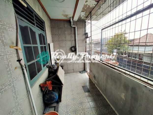 Ruko Dijual di Prime Area Jakarta Timur Luas 160m2 Ruko Dijual di Prime Area Jakarta Timur Luas 160m2