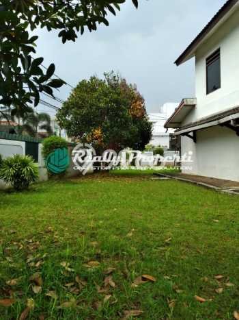 SPECIAL PRICE! Rumah area Jatibening, 4 KT, Akses Mudah Pusat Kota, Luas 560m² LB 185m² SPECIAL PRICE! Rumah area Jatibening, 4 KT, Akses Mudah Pusat Kota, Luas 560m² LB 185m²