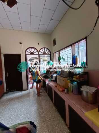 Dijual! Komersial di Jati Rahayu Bekasi LT 880m2 / LB 300m2 Kawasan Bisnis Dijual! Komersial di Jati Rahayu Bekasi LT 880m2 / LB 300m2 Kawasan Bisnis