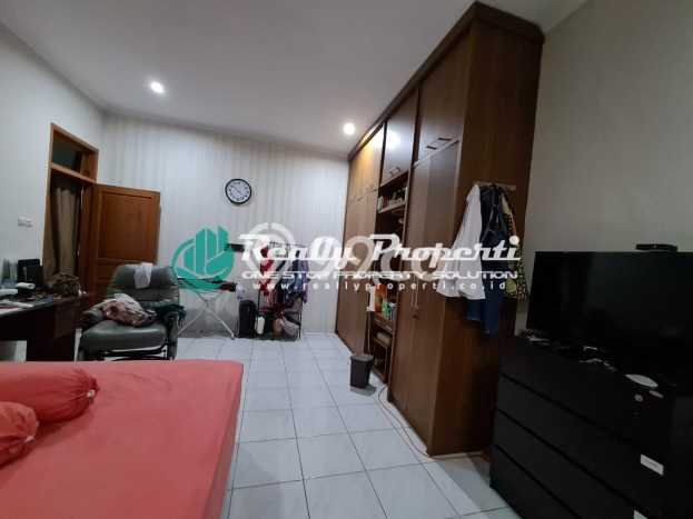 Rumah Minimalis 4 Kamar Siap Huni di Kompleks Cluster Jati Cempaka, Bekasi Rumah Minimalis 4 Kamar Siap Huni di Kompleks Cluster Jati Cempaka, Bekasi
