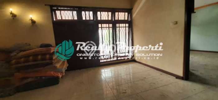 Hunian Elit LB 350m2 Siap Pakai Desain Elegan di Bambu Apus, Jakarta Timur Hunian Elit LB 350m2 Siap Pakai Desain Elegan di Bambu Apus, Jakarta Timur