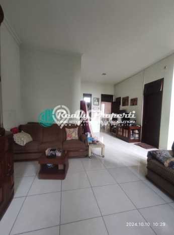 Hunian Super Elit dengan Akses Paling Strategis di Jatiwaringin, Bekasi Hunian Super Elit dengan Akses Paling Strategis di Jatiwaringin, Bekasi