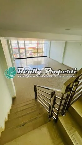 Ruko untuk Disewa di Pusat Bekasi Luas Bangunan 333m2 Ruko untuk Disewa di Pusat Bekasi Luas Bangunan 333m2
