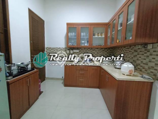 Rumah Luxury Modern Tanpa Renovasi di Jatimakmur Bekasi Rumah Luxury Modern Tanpa Renovasi di Jatimakmur Bekasi