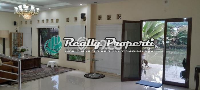For Sale Vila di Kemang, Dimensi 2907m2m², Lokasi Premium For Sale Vila di Kemang, Dimensi 2907m2m², Lokasi Premium