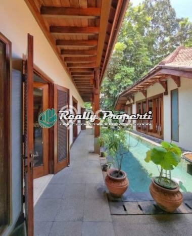 For Sale Rumah Elit Exclusive di Menteng, Jakarta Pusat For Sale Rumah Elit Exclusive di Menteng, Jakarta Pusat