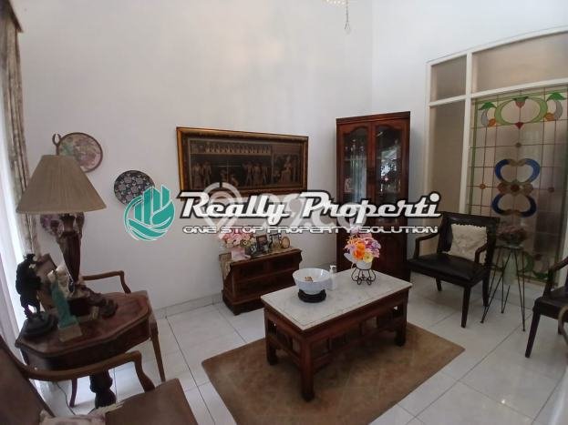 Ready to Use! Luxury House LT 249m2 Desain Elegan di Jatiwaringin Ready to Use! Luxury House LT 249m2 Desain Elegan di Jatiwaringin