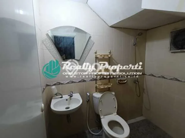 Rumah Sewa Bekasi LT 187m2 LB 120m2 Kawasan Jati Cempaka Rumah Sewa Bekasi LT 187m2 LB 120m2 Kawasan Jati Cempaka
