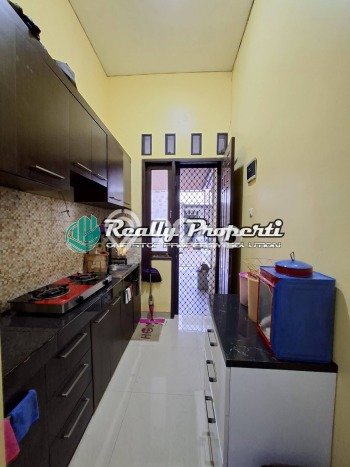 Rumah Modern 4 KT di Jatiwaringin Bekasi Full Furnished Rumah Modern 4 KT di Jatiwaringin Bekasi Full Furnished