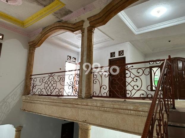 Rumah Premium di Jatibening, 8 KT, Lingkungan Nyaman, LT 504m² Bangunan 400m² Rumah Premium di Jatibening, 8 KT, Lingkungan Nyaman, LT 504m² Bangunan 400m²