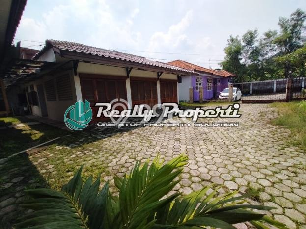 Rumah Mewah LB 950m2 Siap Huni Desain Elegan di Bambu Apus, Jakarta Timur Rumah Mewah LB 950m2 Siap Huni Desain Elegan di Bambu Apus, Jakarta Timur