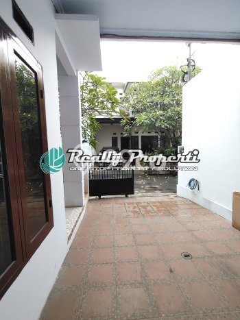 Disewakan! Rumah 3 Kamar Tidur &
2 Kamar Mandi di Jatibening, Bekasi Disewakan! Rumah 3 Kamar Tidur &
2 Kamar Mandi di Jatibening, Bekasi