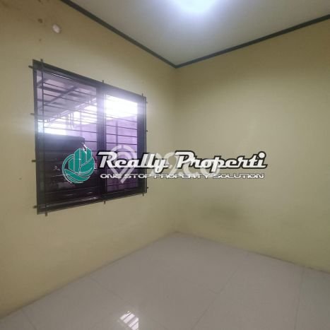 Disewakan! Rumah 4 Kamar Tidur &
3 Kamar Mandi di Jatibening, Bekasi Disewakan! Rumah 4 Kamar Tidur &
3 Kamar Mandi di Jatibening, Bekasi
