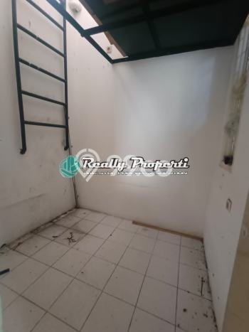 Jarang Ada! Rumah Sewa 4 Kamar Bagus Siap Huni Jati Cempaka Jarang Ada! Rumah Sewa 4 Kamar Bagus Siap Huni Jati Cempaka
