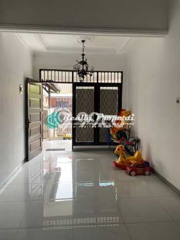 For Sale Hunian Rumah Nyaman 4 Kamar di Jaka Mulya, Bekasi For Sale Hunian Rumah Nyaman 4 Kamar di Jaka Mulya, Bekasi