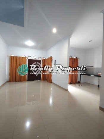 Disewakan! Rumah 3 Kamar Tidur &
2 Kamar Mandi di Jatibening, Bekasi Disewakan! Rumah 3 Kamar Tidur &
2 Kamar Mandi di Jatibening, Bekasi