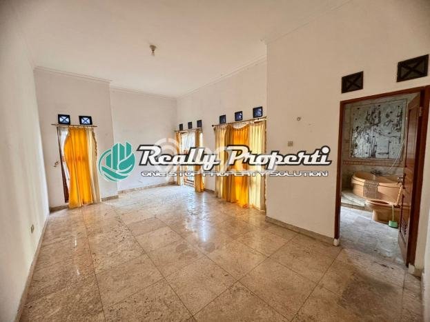 Hunian Elit LB 600m2 Siap Pakai Desain Elegan di Jatimakmur, Bekasi Hunian Elit LB 600m2 Siap Pakai Desain Elegan di Jatimakmur, Bekasi