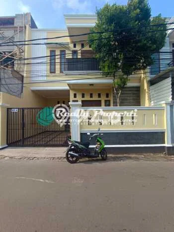 Rumah sewa siap huni 3 Kamar Tidur di Jati Cempaka, Bekasi Rumah sewa siap huni 3 Kamar Tidur di Jati Cempaka, Bekasi