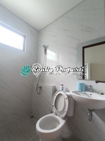 Lokasi terbaik! Rumah siap pakai disewakan di Jatiwarna LB 65m2 Lokasi terbaik! Rumah siap pakai disewakan di Jatiwarna LB 65m2