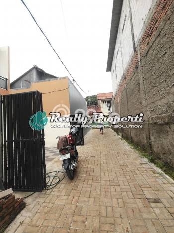For Sale Hunian Rumah Terawat 3 Kamar di Jatibening, Bekasi For Sale Hunian Rumah Terawat 3 Kamar di Jatibening, Bekasi