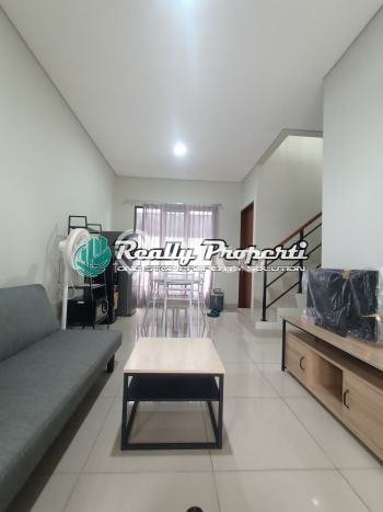 Lokasi terbaik! Rumah siap pakai disewakan di Jatiwarna LB 65m2 Lokasi terbaik! Rumah siap pakai disewakan di Jatiwarna LB 65m2