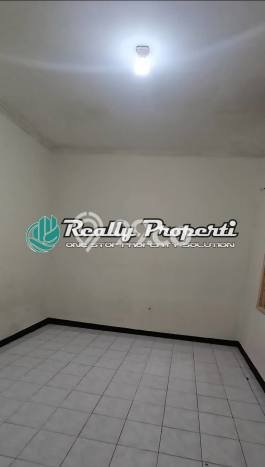 Rumah Elit Modern Siap Huni di Pondok Kelapa Jakarta Timur Rumah Elit Modern Siap Huni di Pondok Kelapa Jakarta Timur